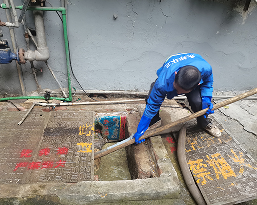 邦溪镇清掏化粪池
